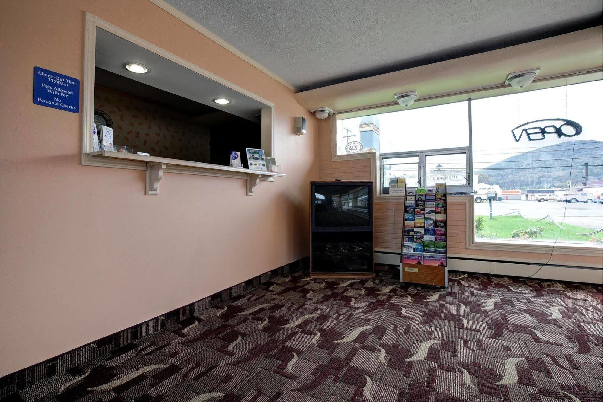 Americas Best Value Inn Bradford Interiør billede