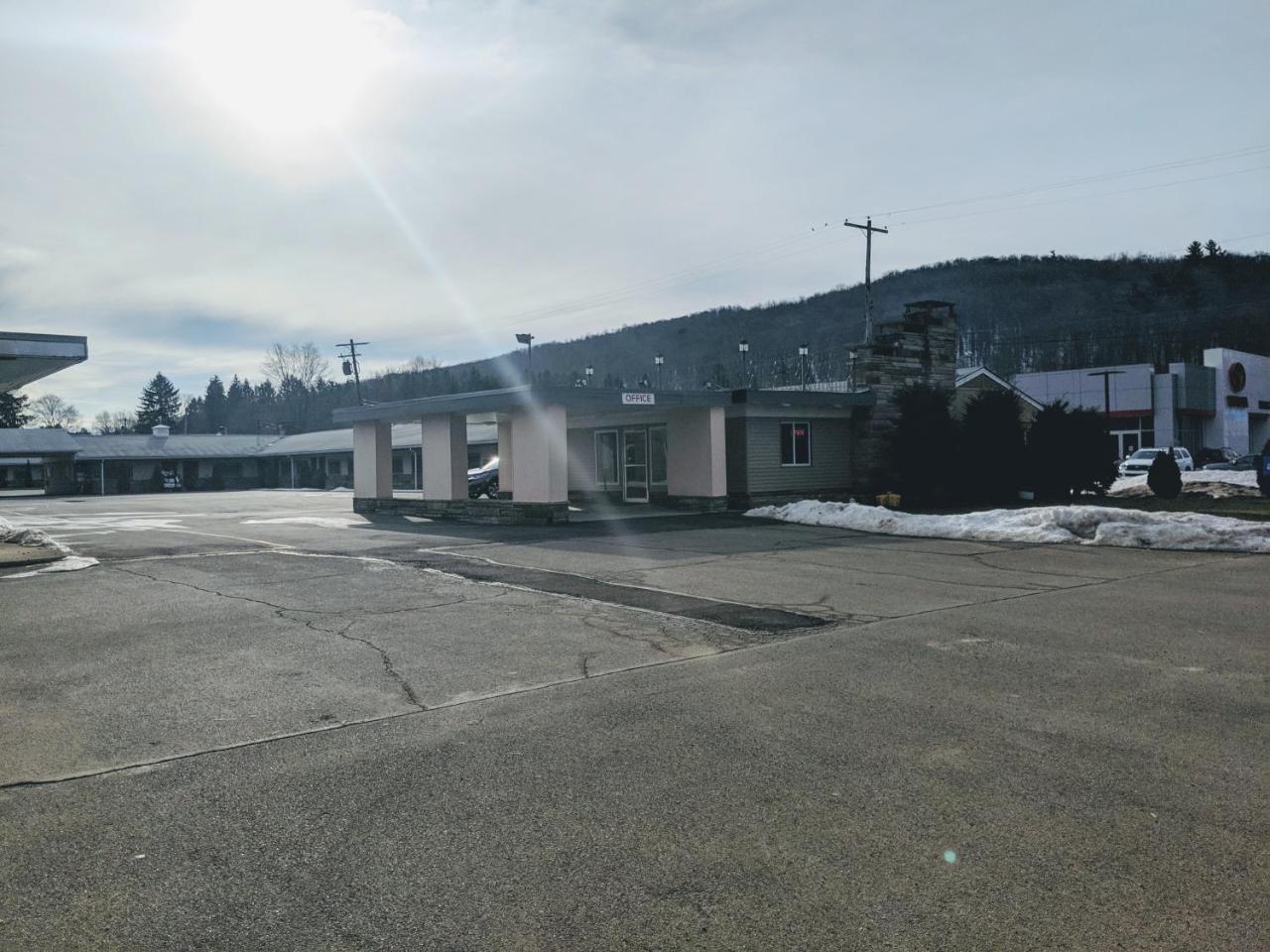 Americas Best Value Inn Bradford Eksteriør billede